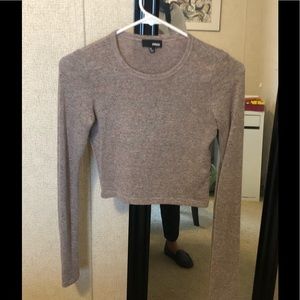Aritzia crop top